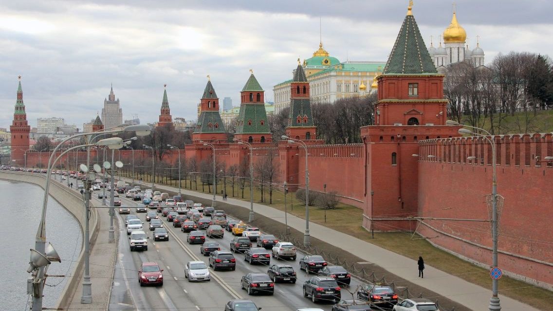 Куда съездить в Москве на машине: маршруты, красивые места и советы